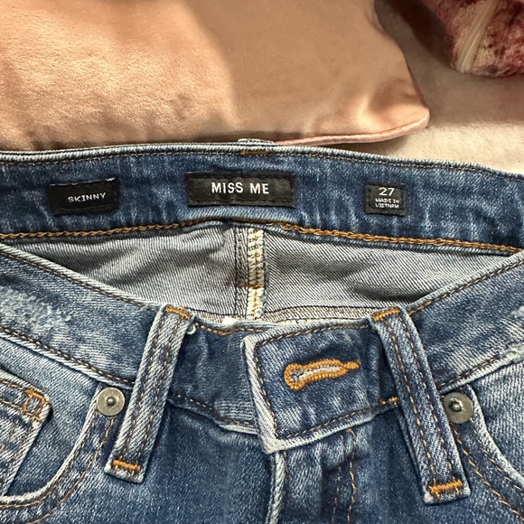 Beautiful patch jeans - Picture 2 of 2